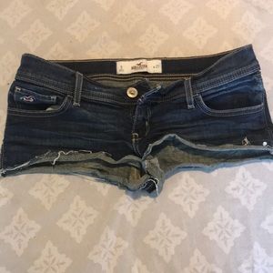 Hollister size 5 W27